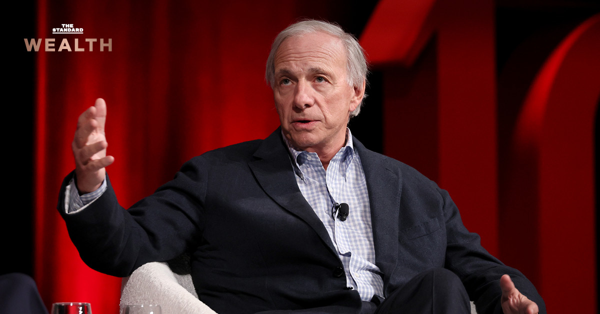 เรย์ ดาลิโอ ผู้ก่อตั้งกองทุนเฮดจ์ฟันด์ Bridgewater Associates เตือนวิกฤตการเงินโลกจากนโยบายภาษีทรัมป์